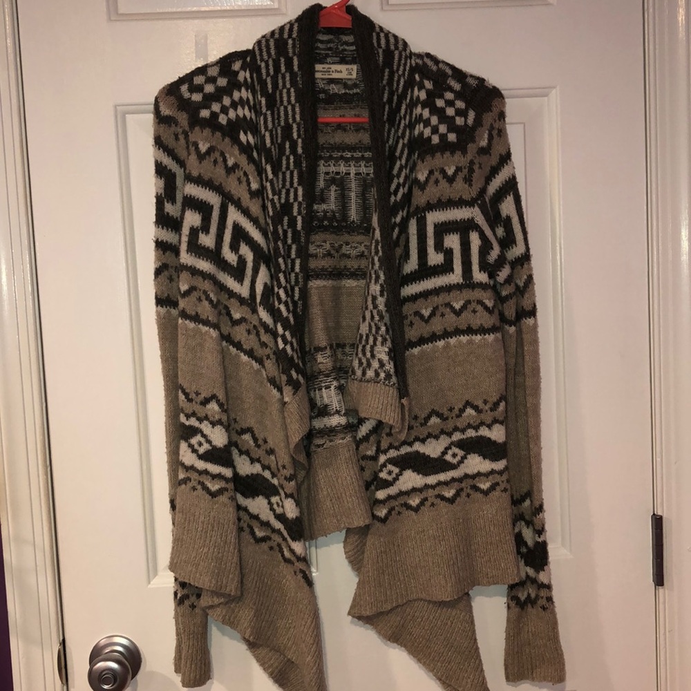 Abercrombie & Fitch sweater